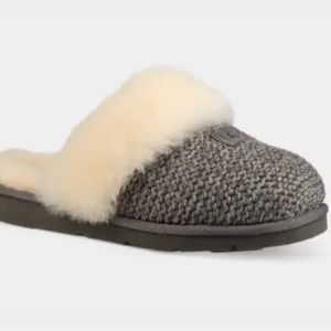 UGG Cozy Knot Slipper charcoal size 8 US - NEW 100% authentic